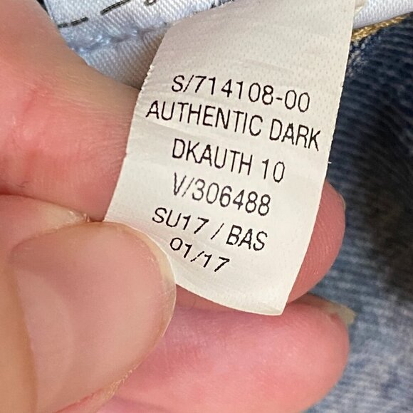 Old Navy Blue Boxy Denim Button Up Jean Jacket 714108-00 Womens size Med - Picture 5 of 6